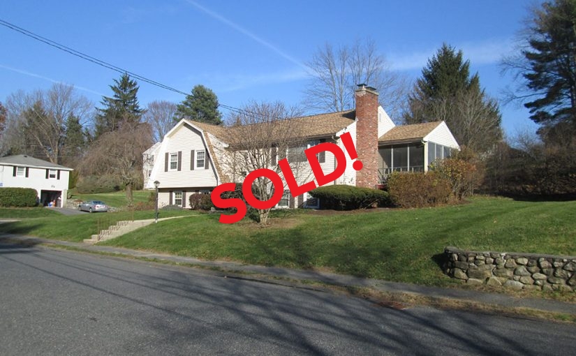 11 Old Wood Road, FRAMINGHAM, MA