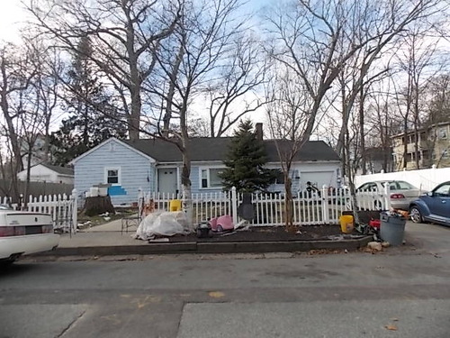5 Montgomery Street, BROCKTON, MA